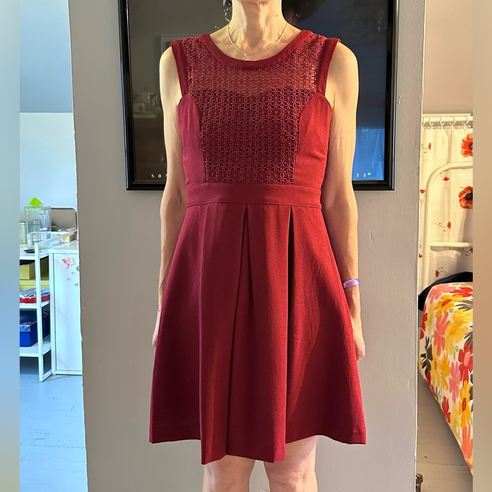ModCloth Red Sleeveless Fit and Flare Dress with Sweetheart Mesh Neckline XS - Picture 9 of 9